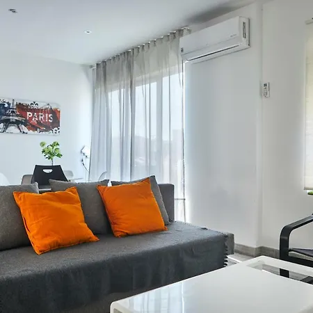 Apartamento Montornes 1 Apartment